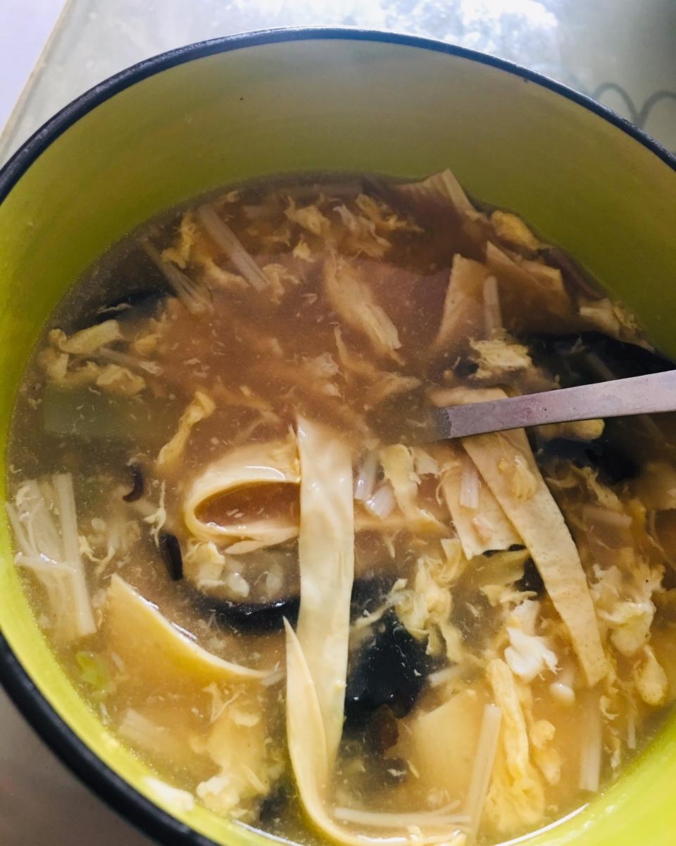 开胃酸辣汤