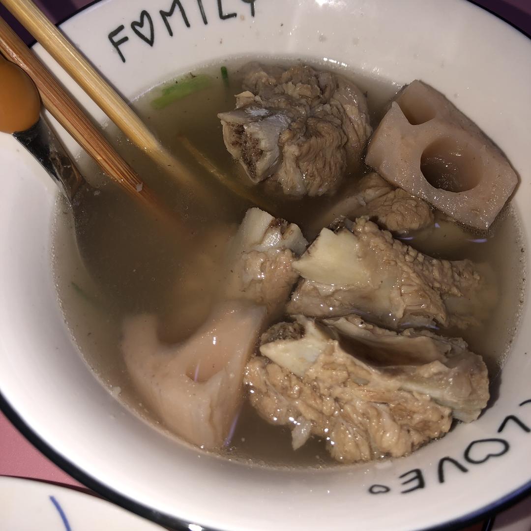 莲藕排骨汤