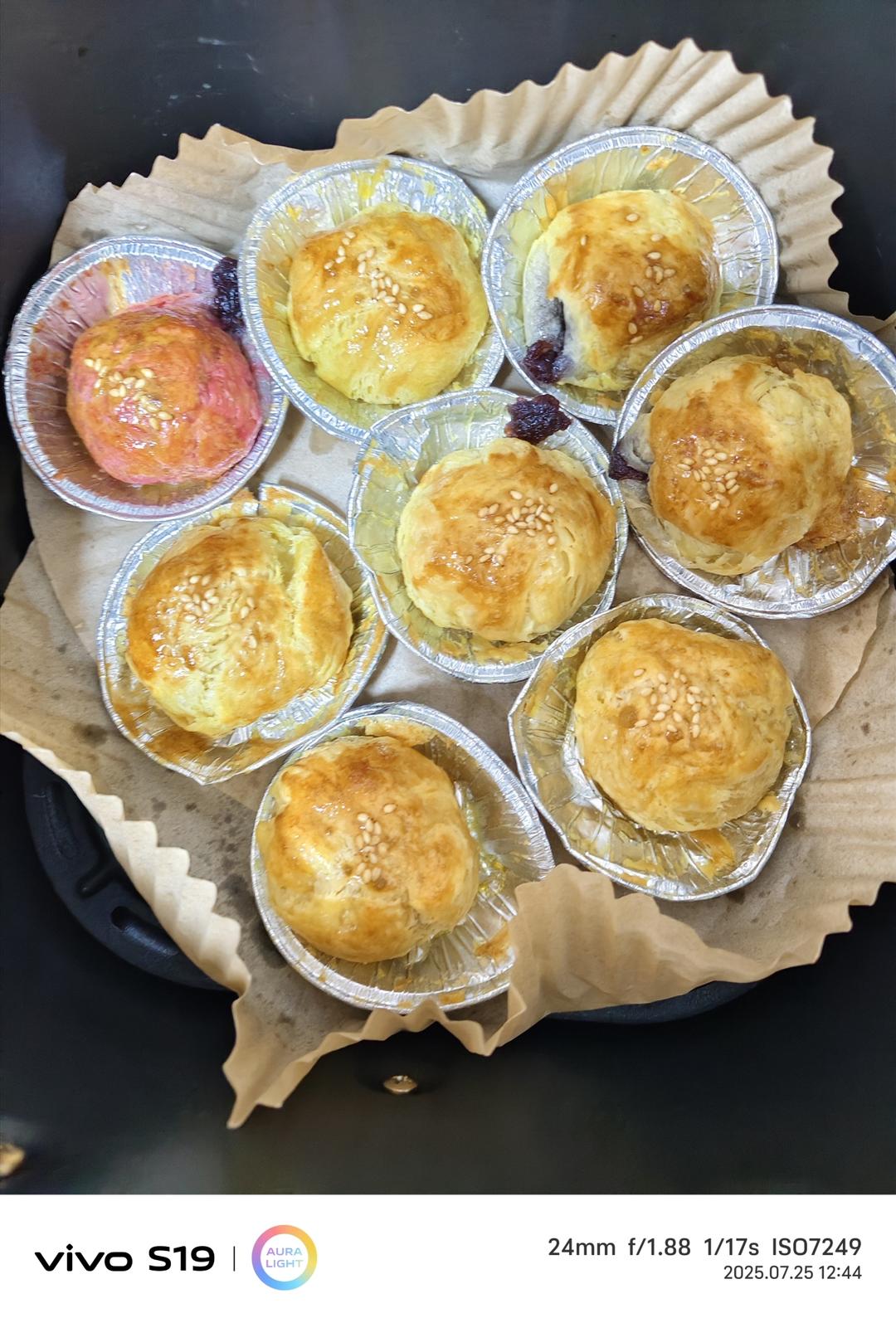 有空气炸锅就能做的小点心「酥皮汤圆」蛋挞皮与汤圆的完美结合👍👍👍