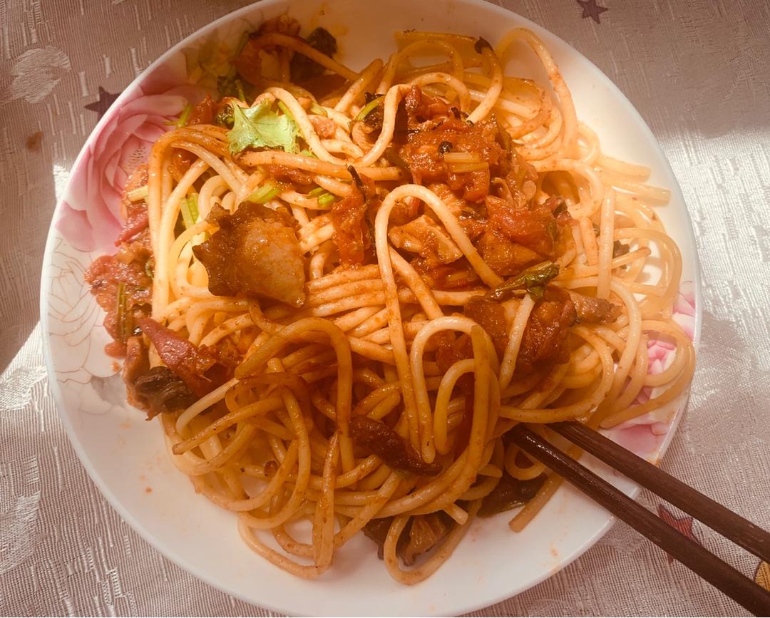 番茄肉酱意大利面