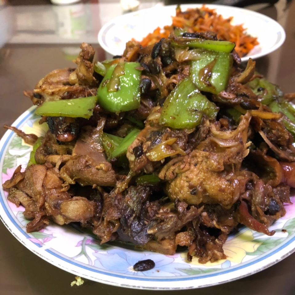 尖椒炒鸭架