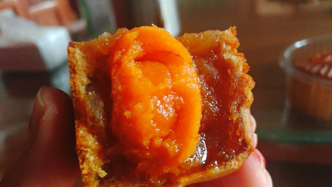 广式月饼——蛋黄莲蓉月饼