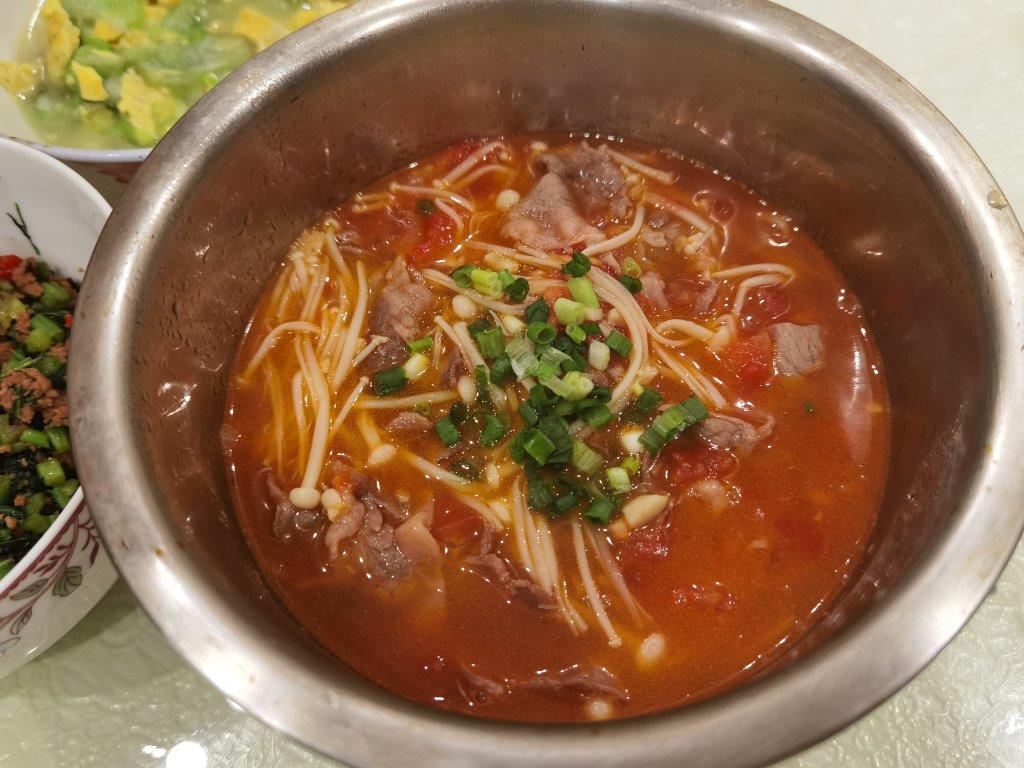 番茄肥牛金针菇