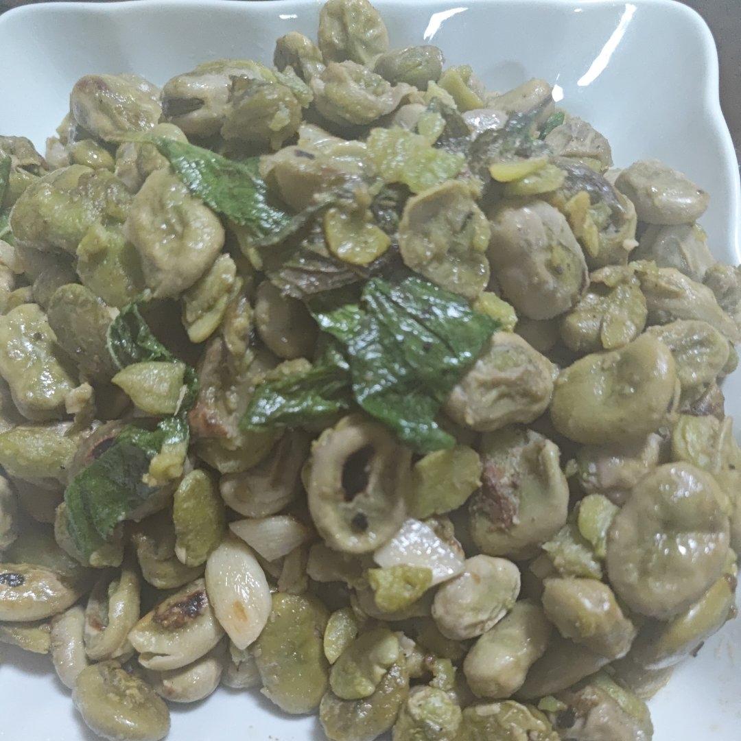 藿香炒胡豆（把春天吃进肚子里）