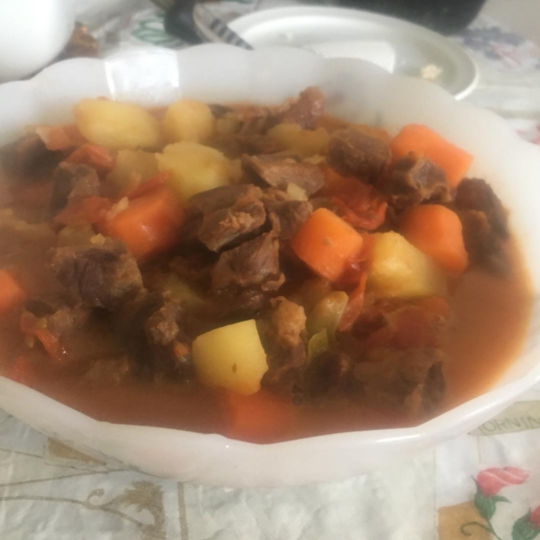 土豆炖牛肉