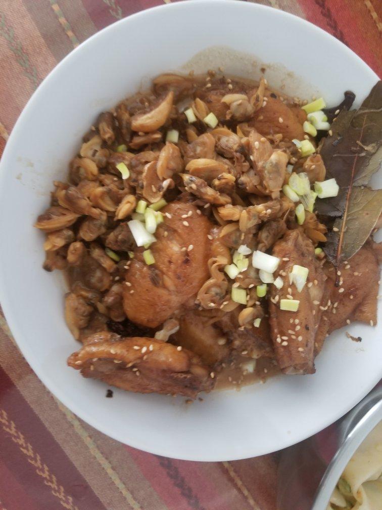 蛤蜊烧鸡翅
