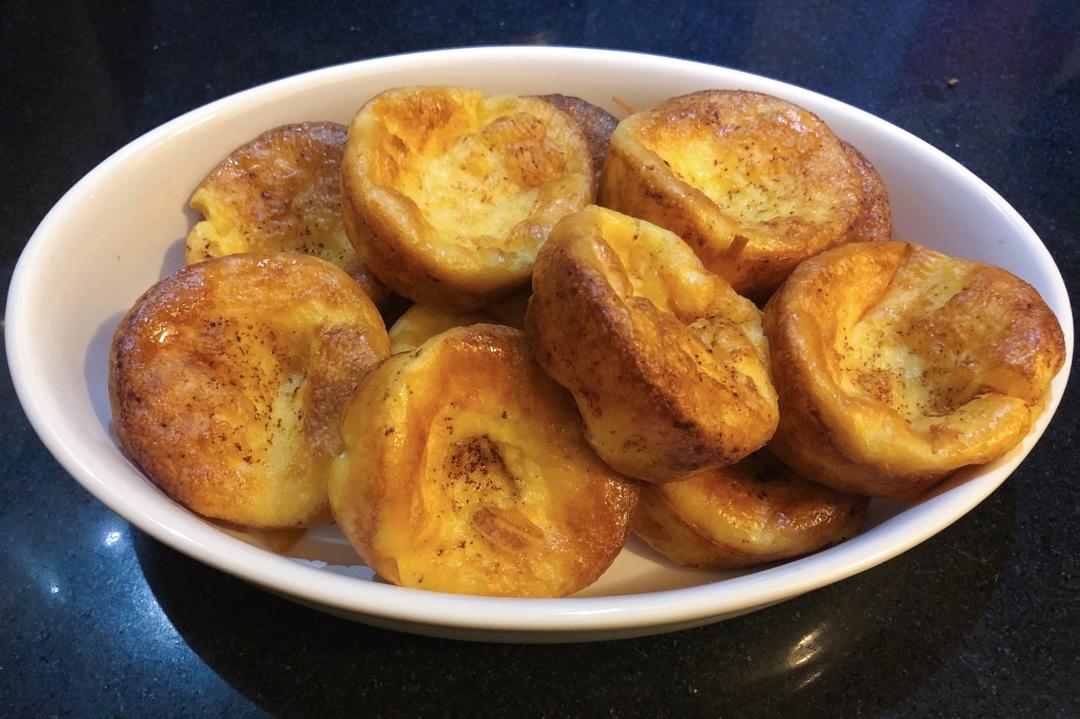 香味浓郁——约克郡布丁 Yorkshire Pudding（不是布丁的布丁）
