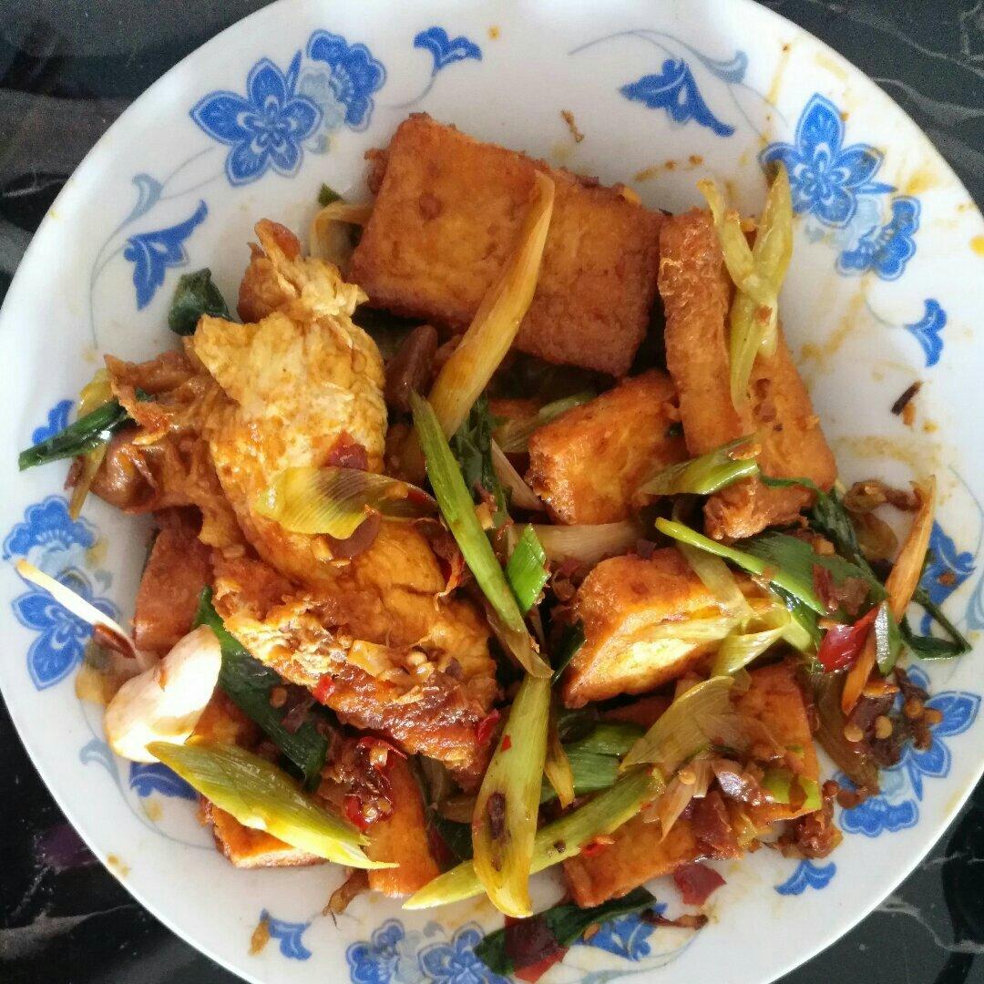 蒜苗家常豆腐
