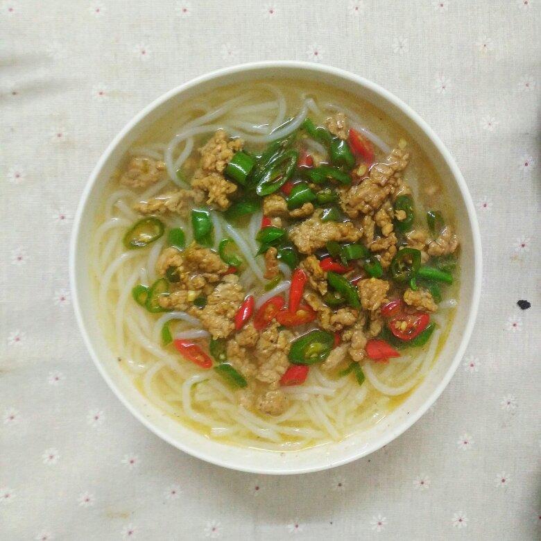 最简单的湖南早餐米粉做法