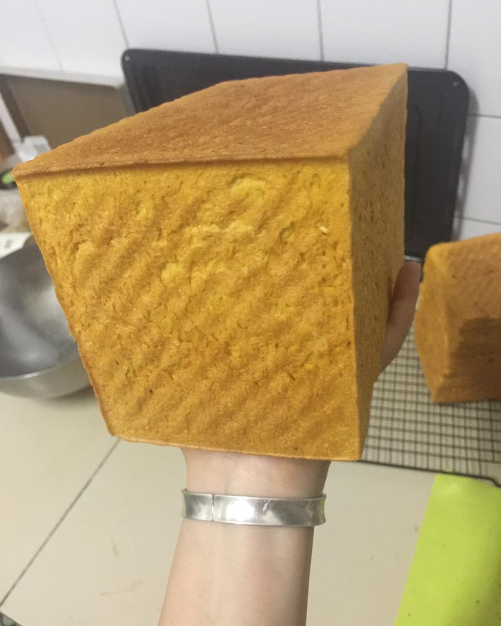 南瓜吐司（南瓜小餐包)