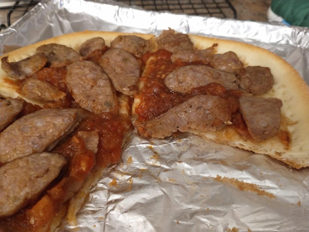 自制披萨饼皮（普通家用面粉版，无黄油可用玉米油代替）