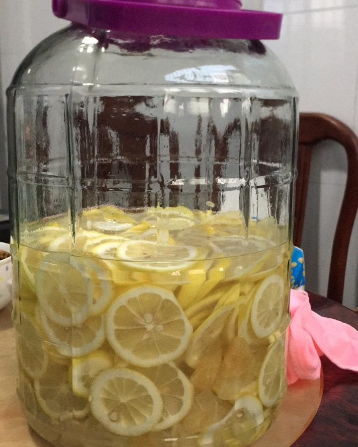 希希妈咪-2做的柠檬酒