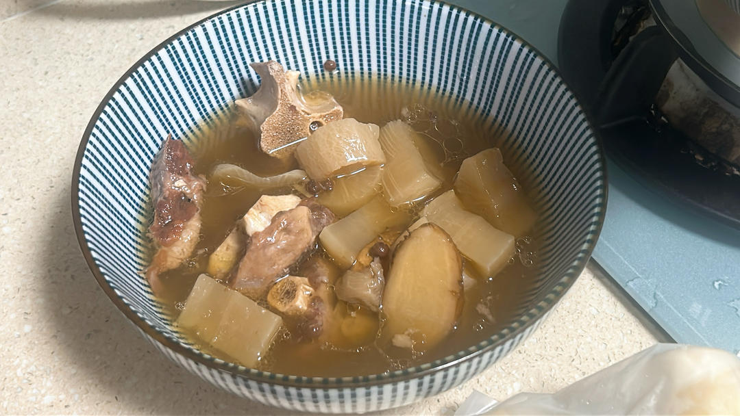 香到咬舌头的清炖牛尾汤