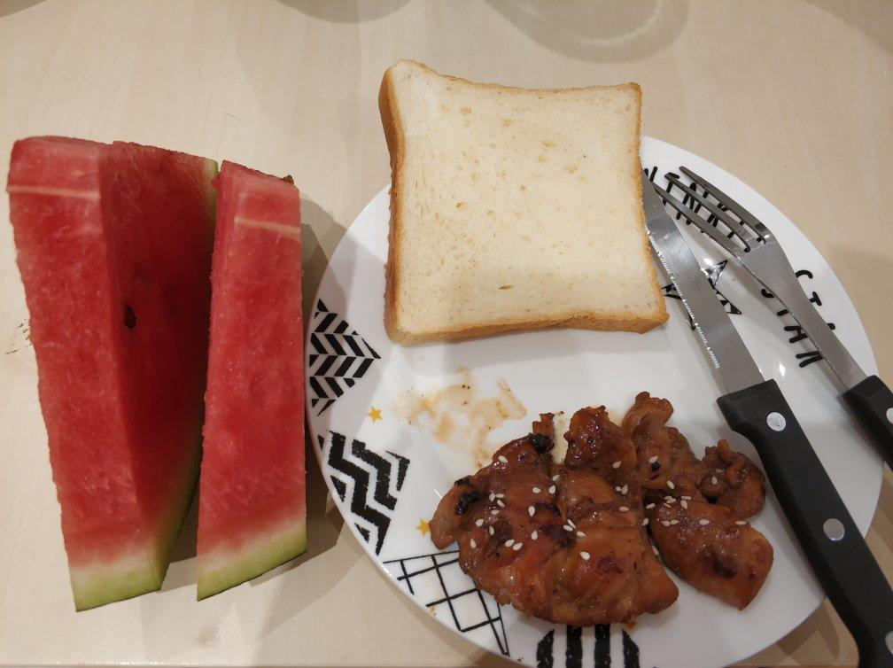 鸡腿这样做，太赞了！放冰箱还不占地方（儿子一次能吃俩）