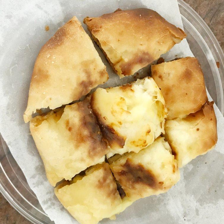 《Tinrry+》爆浆拉丝榴莲芝士饼