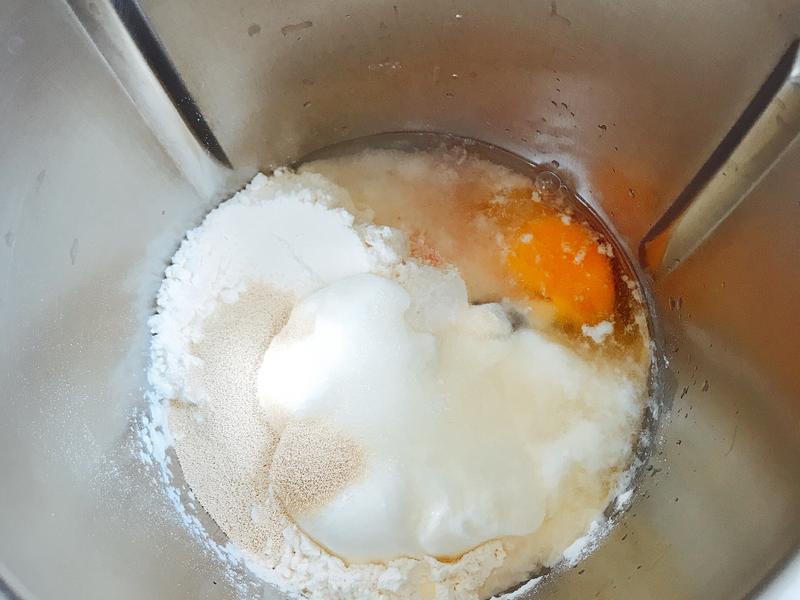 纯奶手撕吐司的做法 步骤1