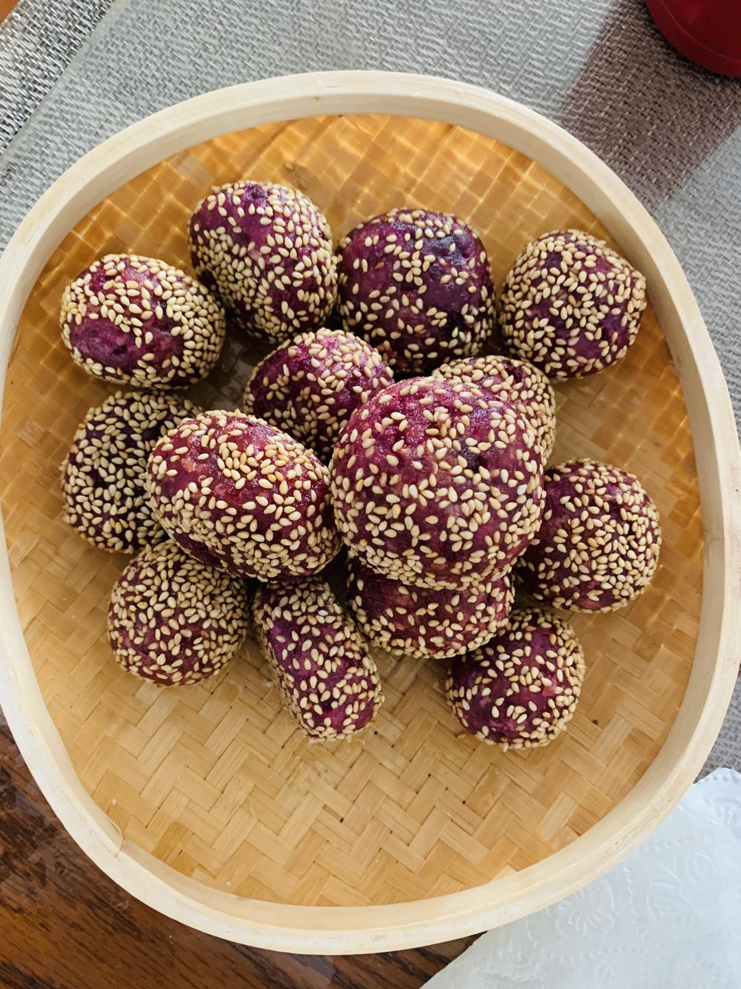 紫薯麻团