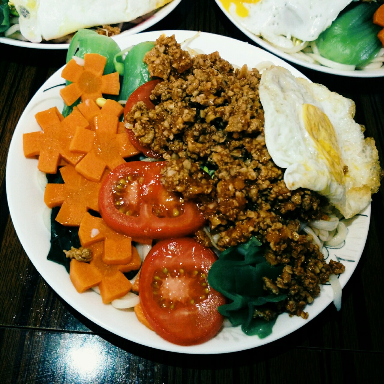 蕃茄蘑菇肉酱意大利面
