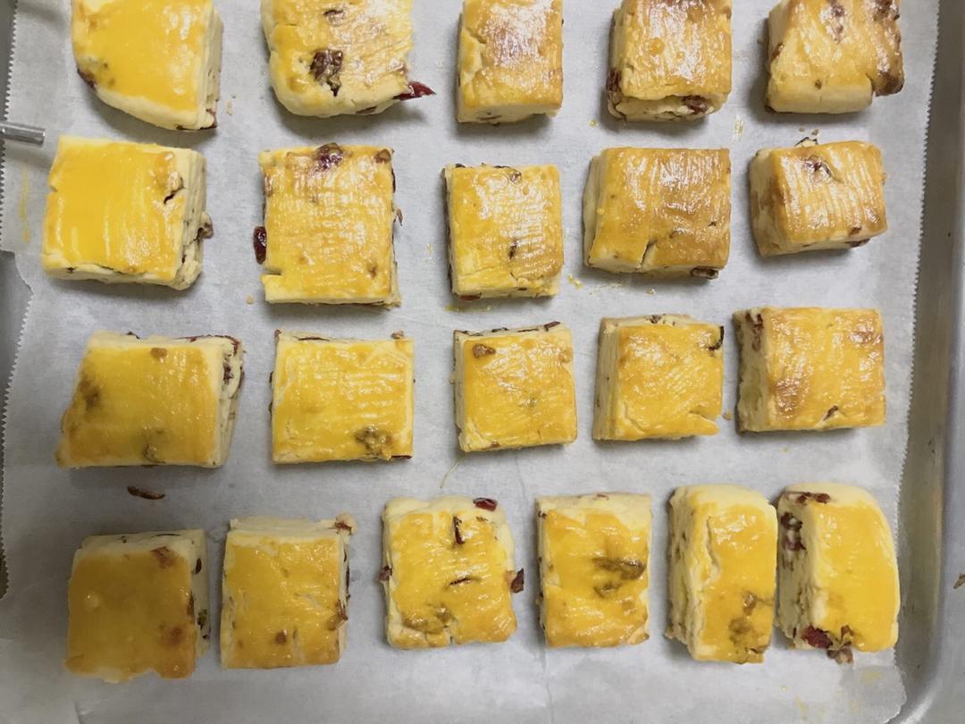 蔓越莓(葡萄)奶酥  适合给孩子的少糖配方😉