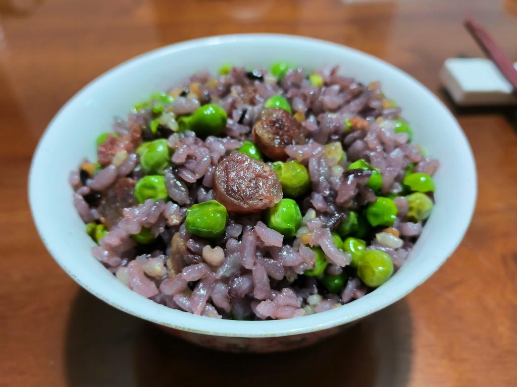 蚕豆焖饭