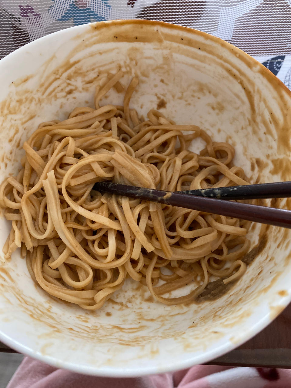 热干面酱汁调法/热干面