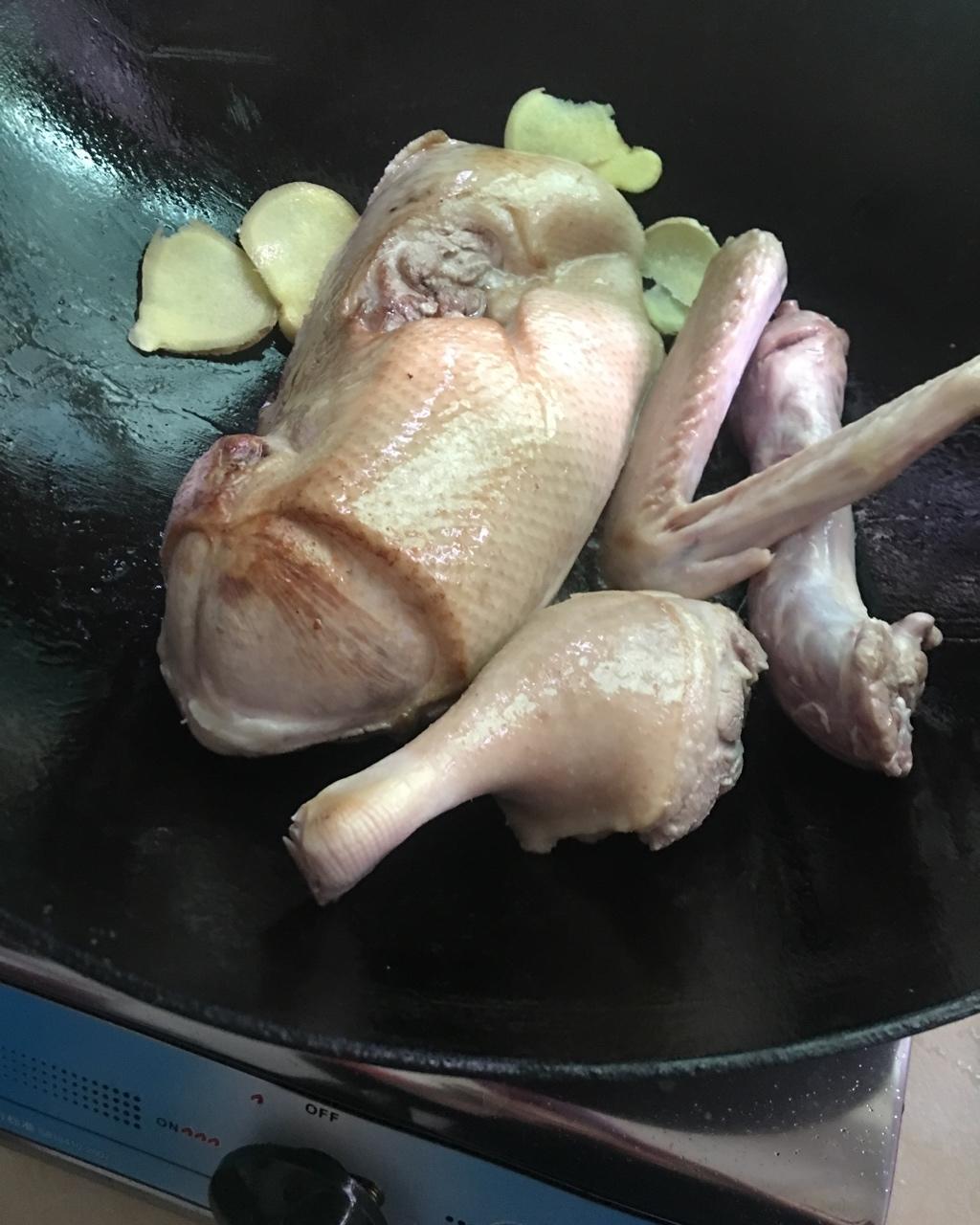肉香扑鼻酸甜可口的五味鸭