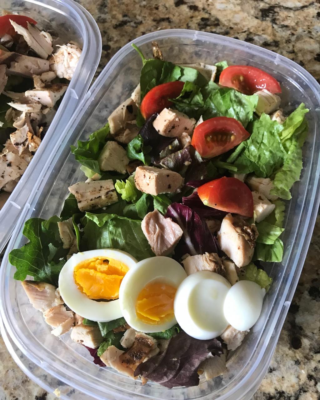 瘦身党最爱鸡肉蔬菜沙拉