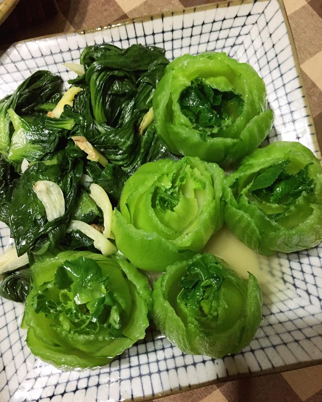 小鱼在乎做的上海青玫瑰花(创意小盘饰の七)