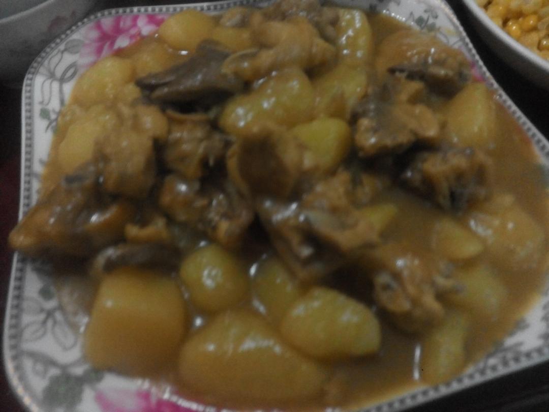 咖喱土豆鸡（本姑娘成名菜）