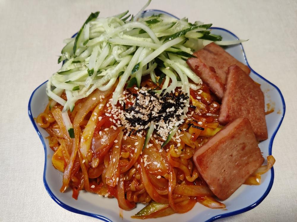 改良微辣的炒火鸡面