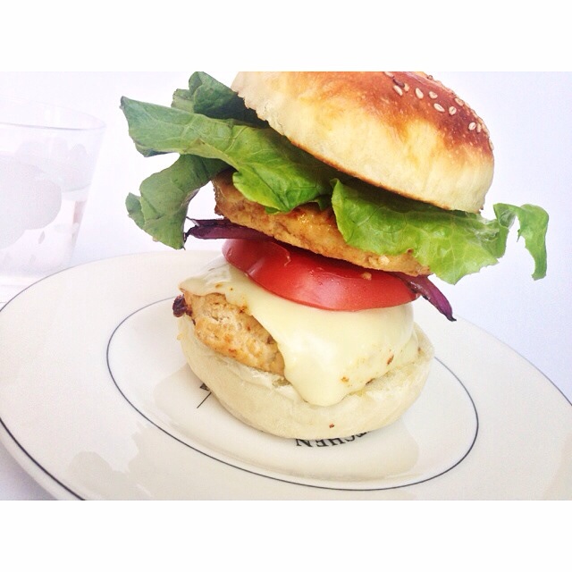 优雅烘焙第98集：我们来做汉堡包吧下集griddler版