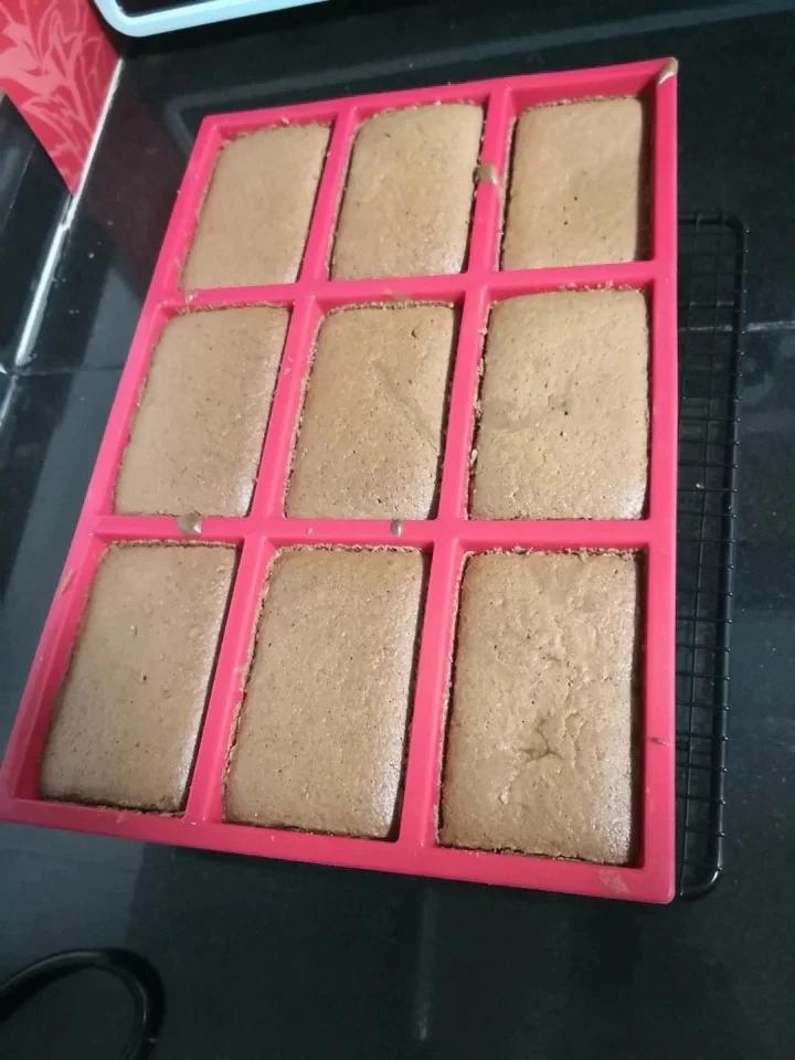 可可巧克力Cupcake纸杯子海绵蛋糕（甜品台都用本方）C6