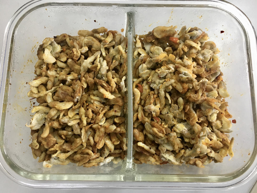 喵小呆做的槐花拨烂子(先蒸后炒保留原味)