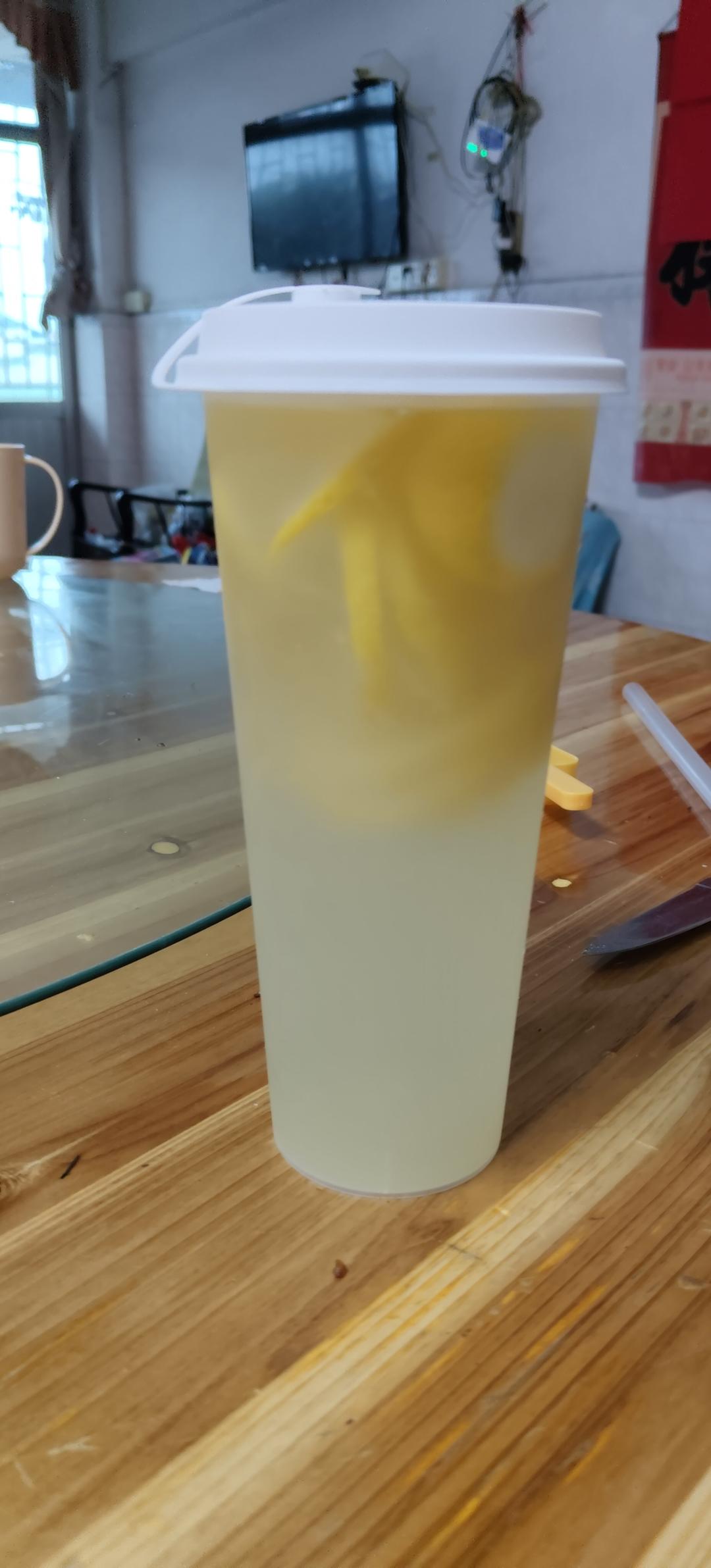 坚持喝了十年的★自制蜂蜜柠檬水 5mins