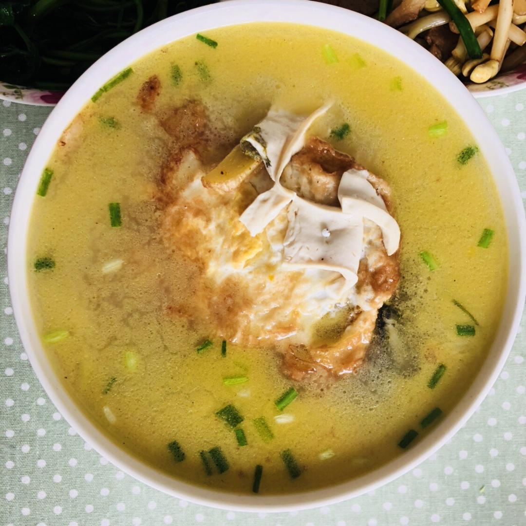 荷包蛋煮黄鸭叫