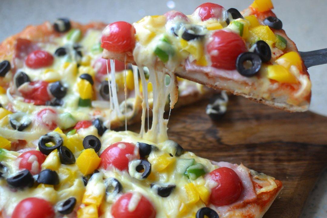 深山养蜂农做的黑橄榄培根脆底披萨-风炉菜谱21