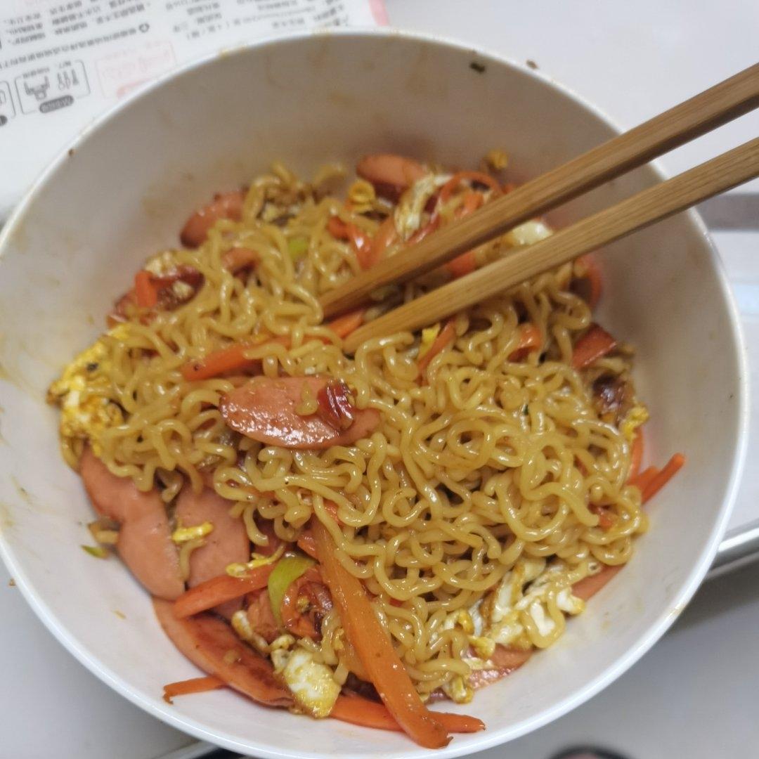 秒杀路边摊的炒方便面
