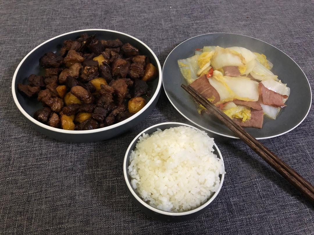 番茄土豆炖牛腩