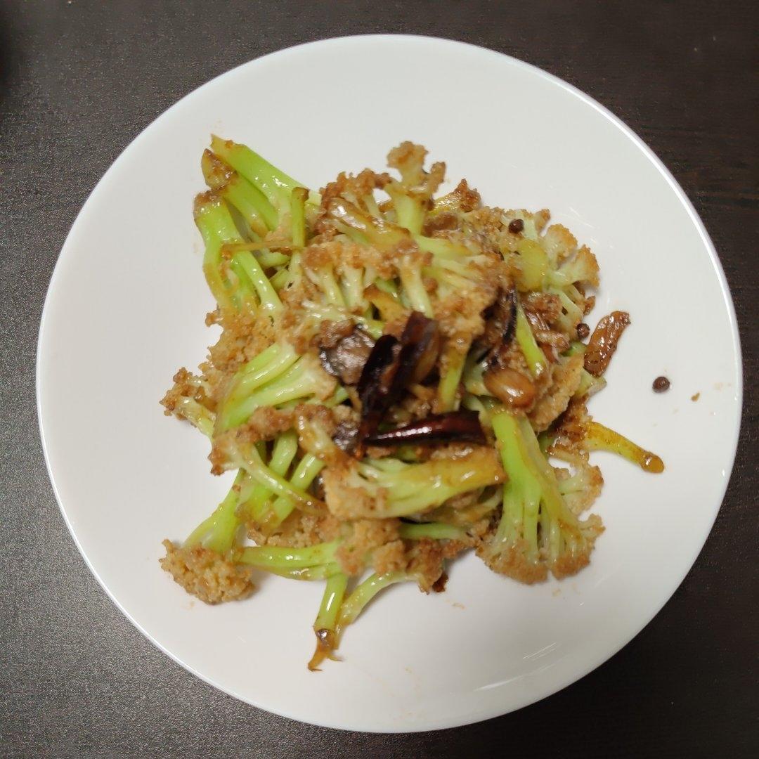 家常素炒菜花，清脆！