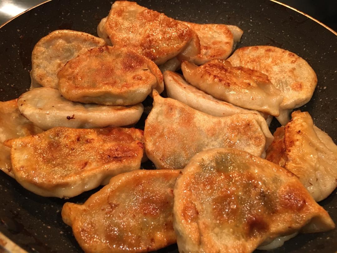 裙带菜虾仁鲜肉饺子