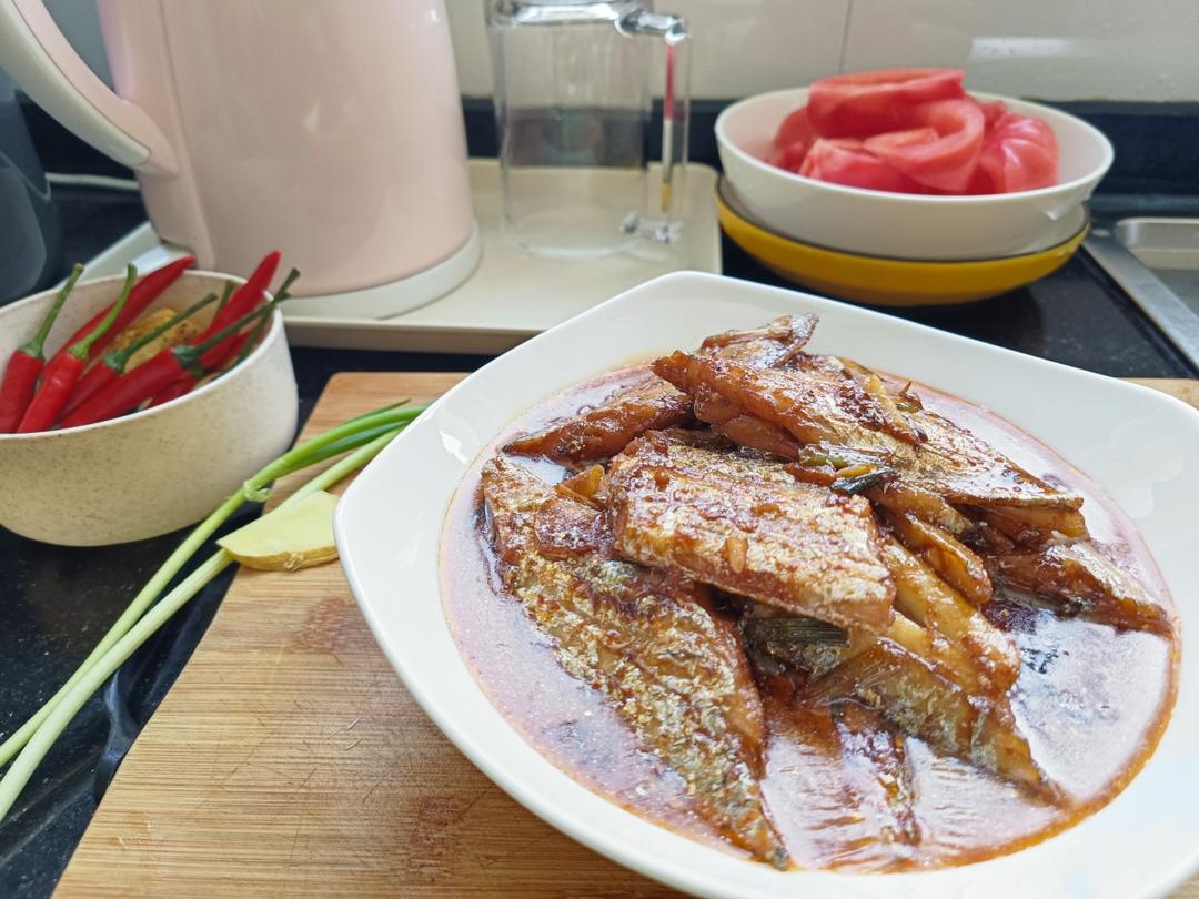 家常红烧带鱼