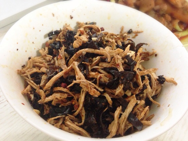 减脂健身｜凉拌手撕鸡丝（香辣&麻油版）