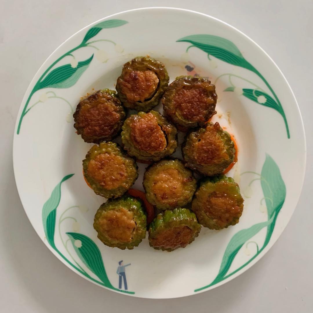 厨师长教你：“苦瓜酿肉”的家常做法，口感和味道很棒，先收藏了