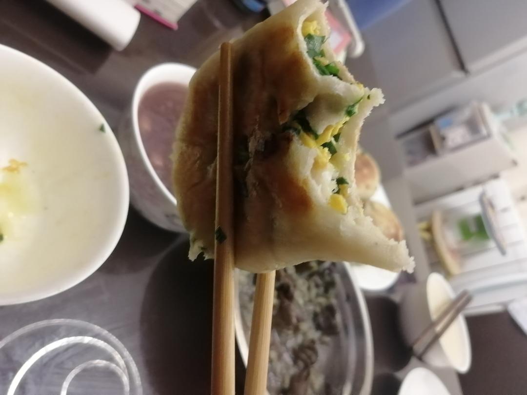 韭菜鸡蛋馅饼