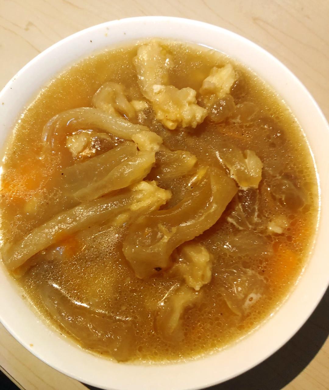 三度风帆做的养身牛筋汤