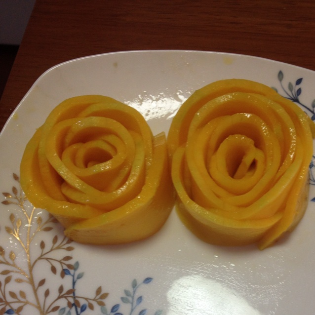 芒果玫瑰花