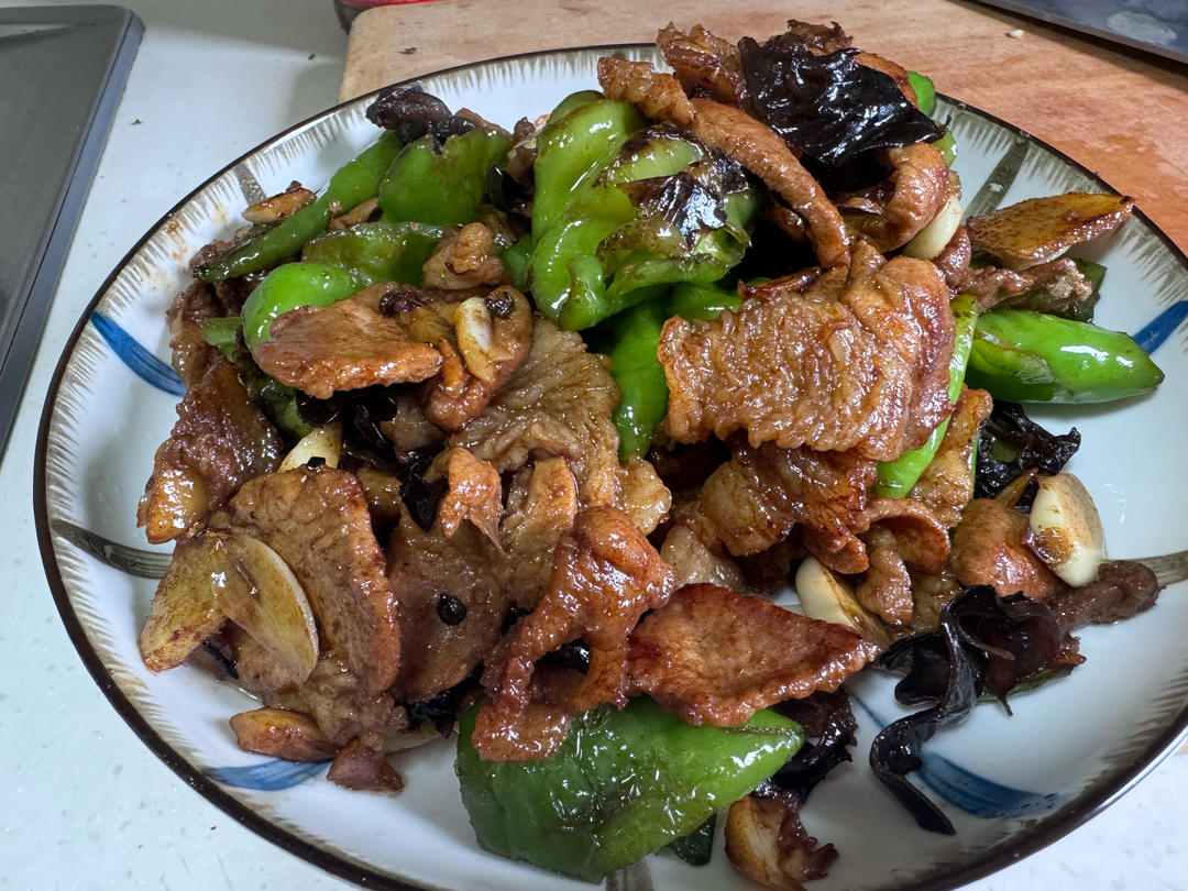 😍超好吃！还原费大厨辣椒炒肉！