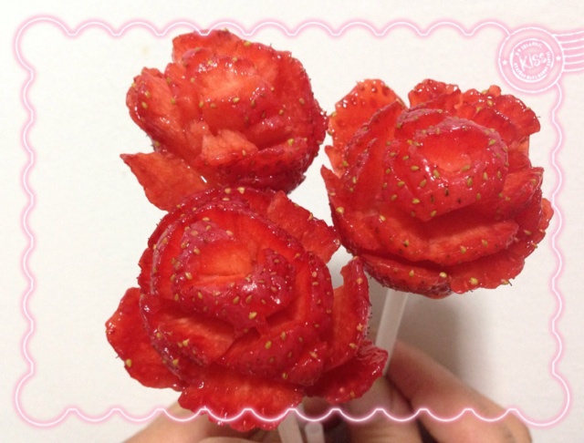 草莓玫瑰花