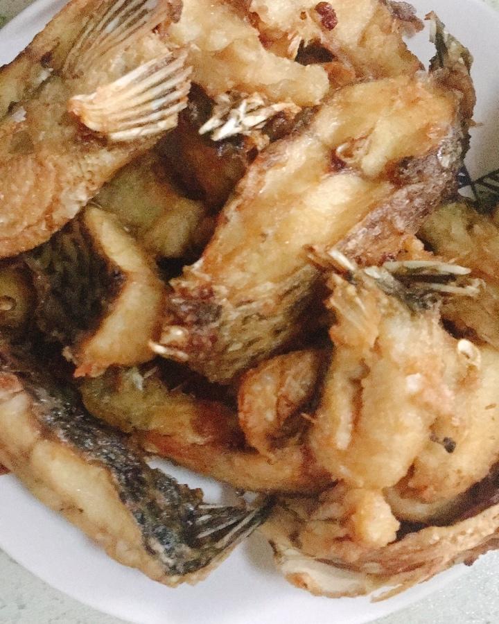 孩子们爱吃的健康油炸食品😆非常入味的香酥“干炸草鱼”