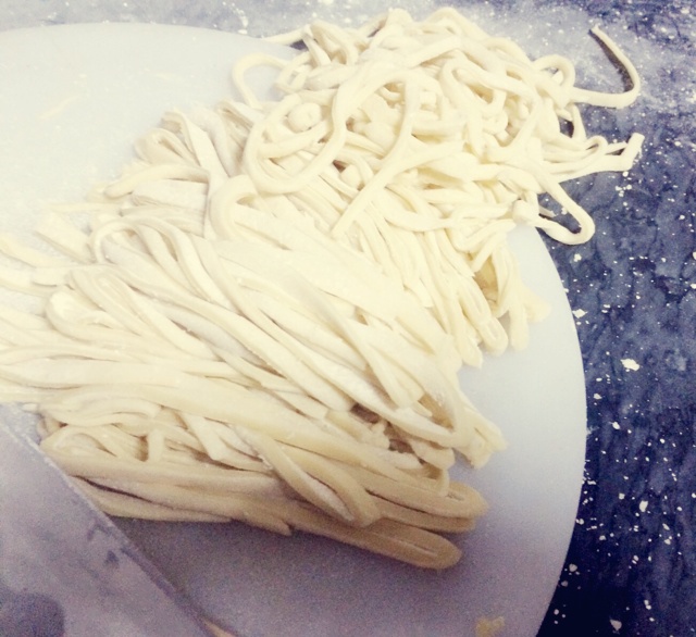 手工手擀鸡蛋面